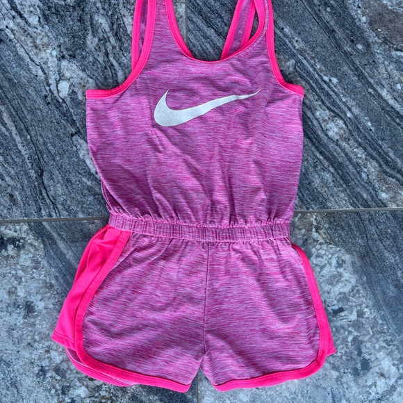 Toddler Girls size 5-6 - Picture 3 of 3